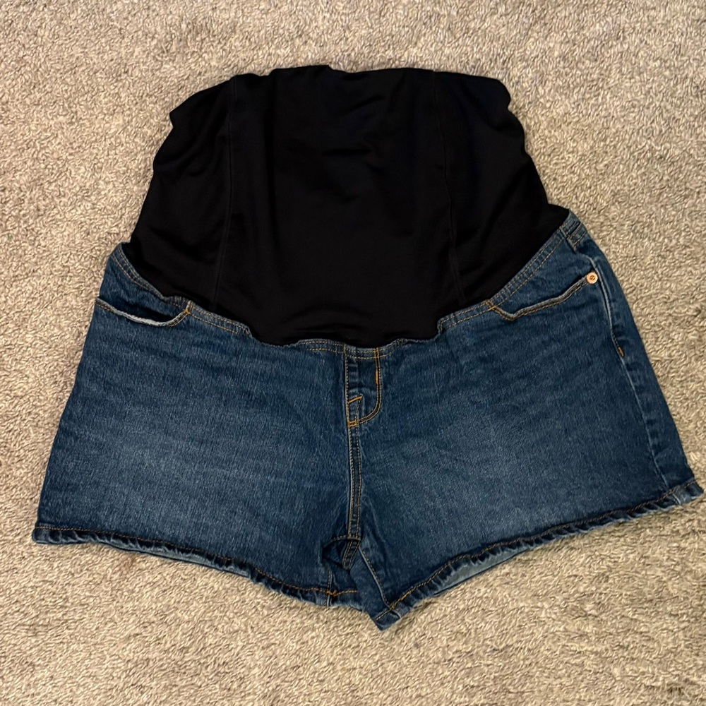 Isabel Maternity Jean Shorts - size 12
